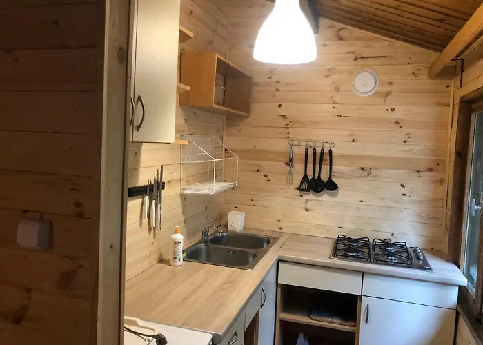 Lesnik - Letniskowe Nad Morzem Θέρετρο *